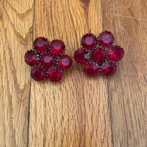 Vintage Red Stone Flower Clip-On earrings